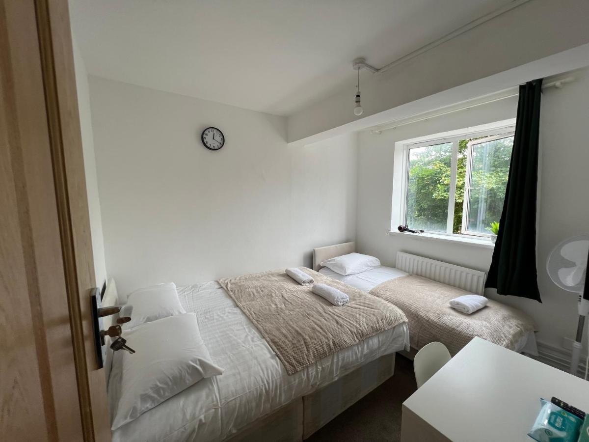 Lovely Budget Rooms In Camden - Kings Cross Londres Exterior foto