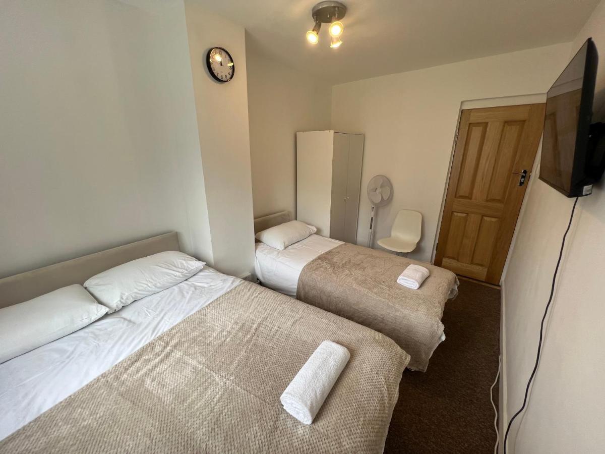Lovely Budget Rooms In Camden - Kings Cross Londres Exterior foto